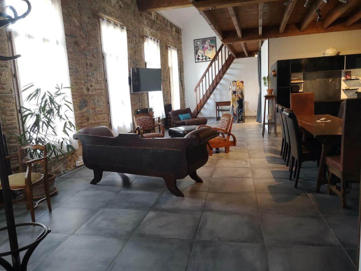 El Castell Embruixat Hotel Saint-Hippolyte  Екстериор снимка