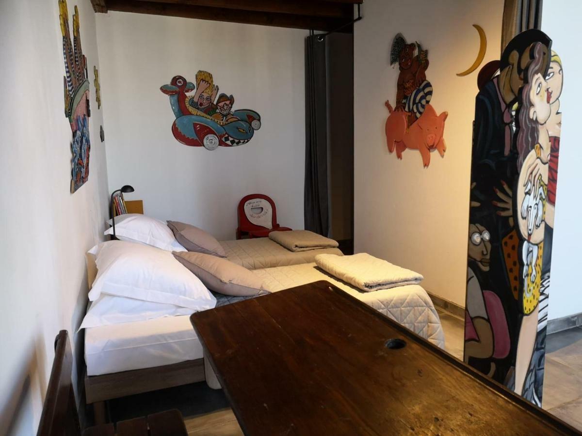 El Castell Embruixat Hotel Saint-Hippolyte  Екстериор снимка